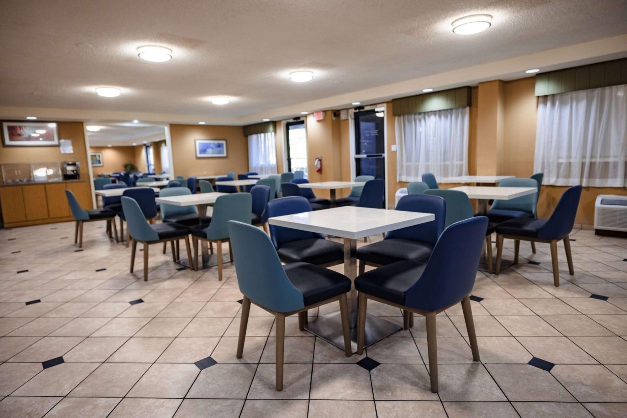 La Quinta By Wyndham Near Busch Gardens 3* Tampa