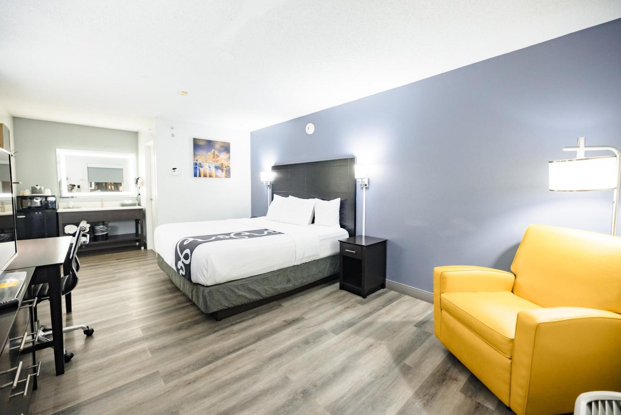 Hotel La Quinta By Wyndham Near Busch Gardens 3*