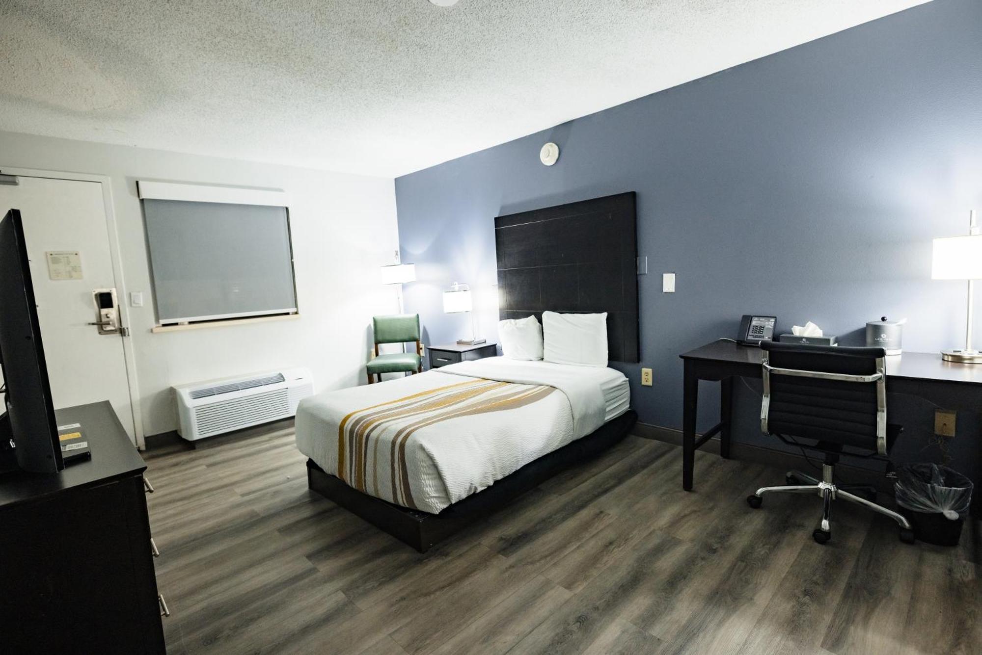 La Quinta By Wyndham Near Busch Gardens 3* Tampa