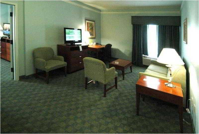 Hotel La Quinta By Wyndham Near Busch Gardens Tampa